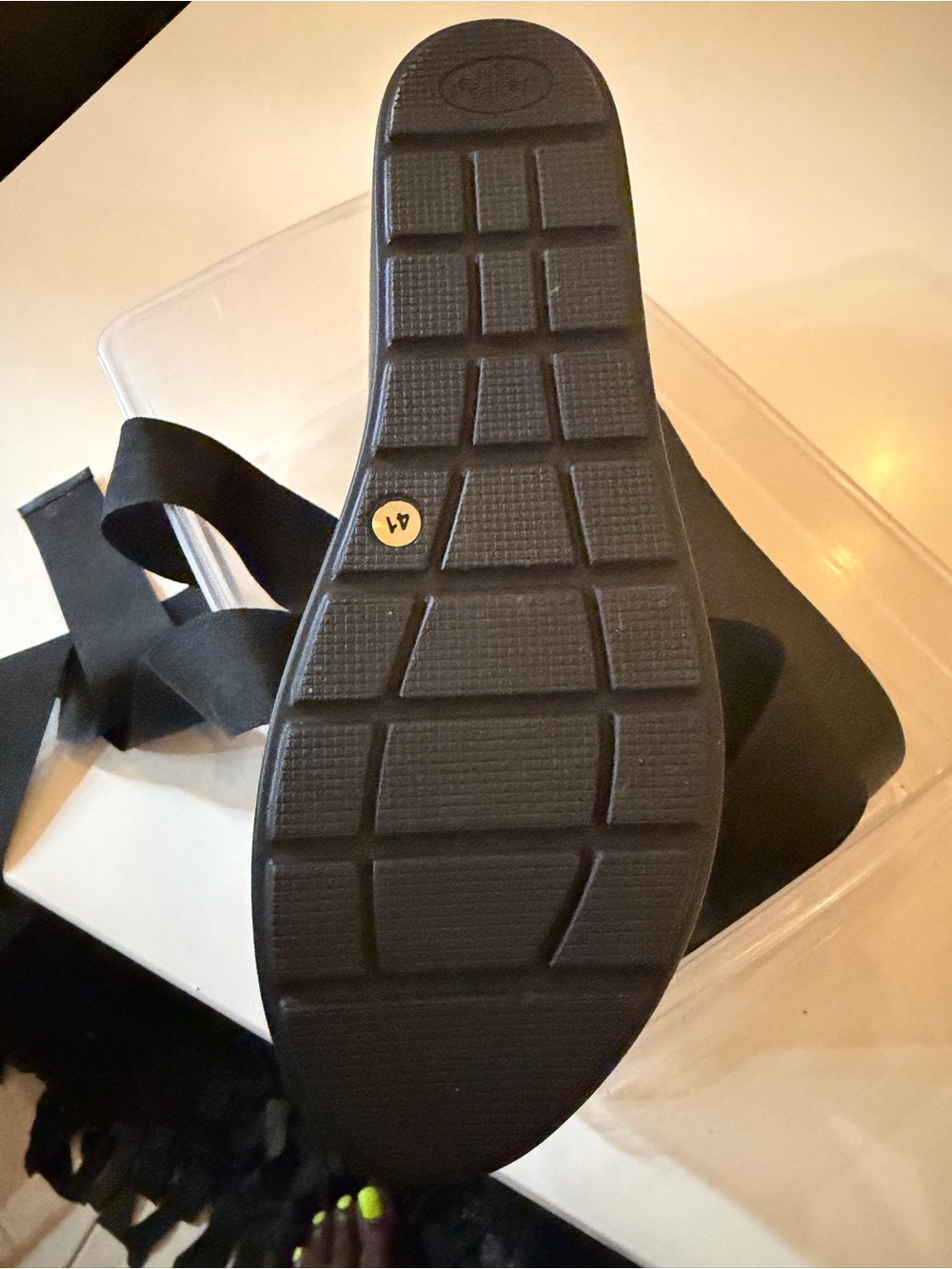 Women's Black Elastic-Strap Sandal